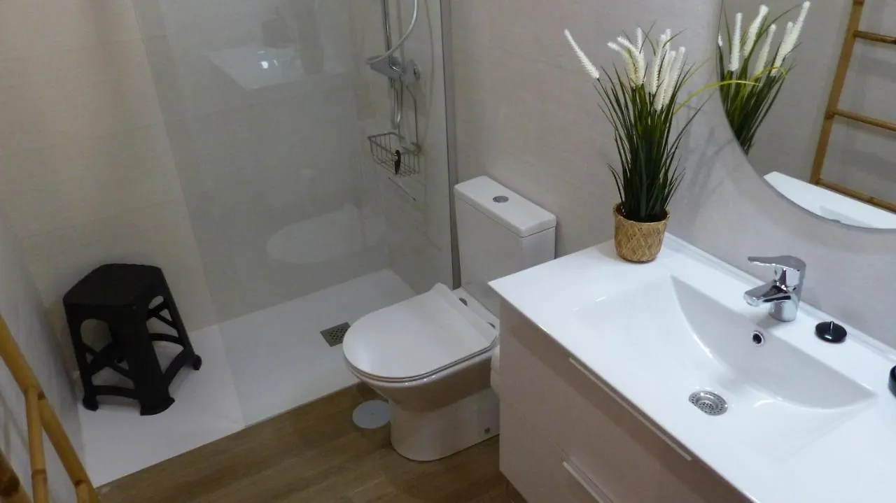 Estudio Con Encanto En La Carihuela Torremolinos Daire